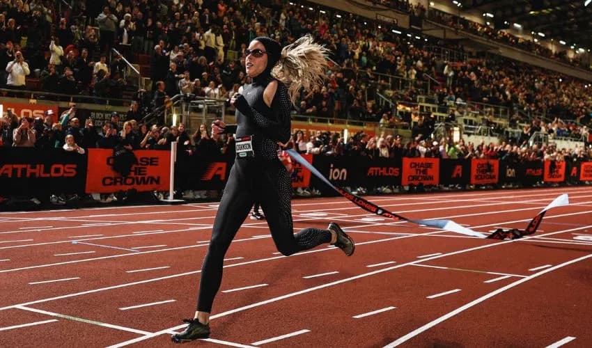 Nike presenta un traje aerodinámico para Keely Hodgkinson con impresión 3D