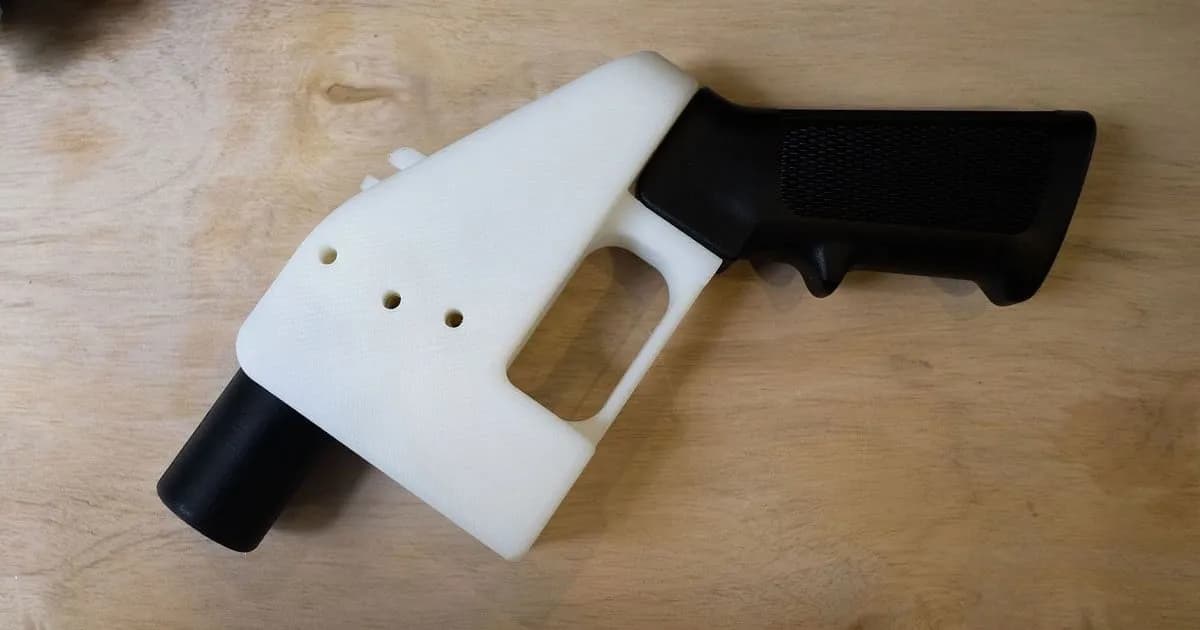 California aprueba ley para bloquear impresión de armas en impresoras 3D